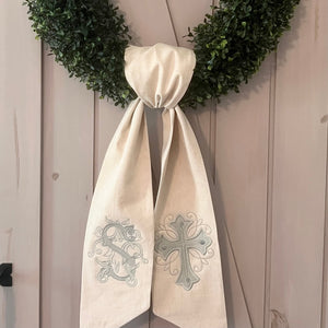 Monogrammed Wreath Sash Linen
